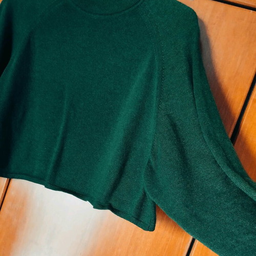 Zara knitted blouse size M like new green