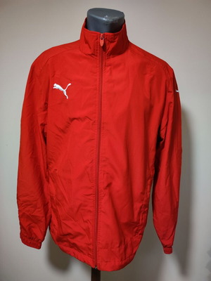 Puma men's red sport track jacket used, size M