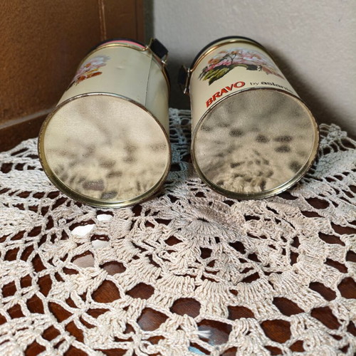 Bravo 90 Years Collectible Tin Boxes like new, set of 2 by Aslanis