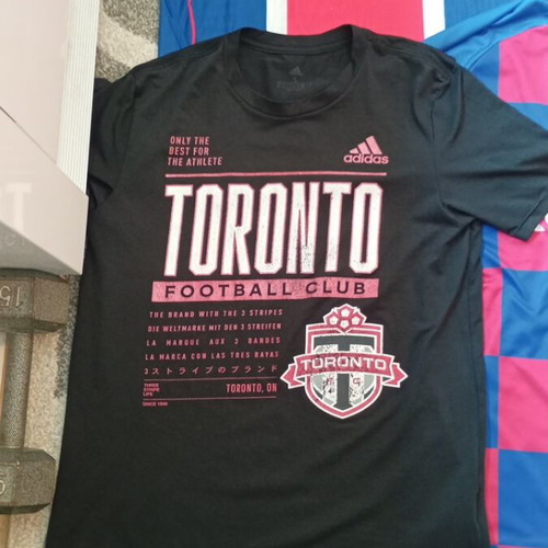 Set of 5 football jerseys including PSG, AC Milan, Barcelona, Toronto FC