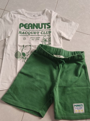 H&M Snoopy Peanuts set like new, shirt size 6-8 and shorts 7-8