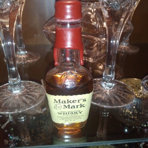 Collectible miniature liquor bottle like new