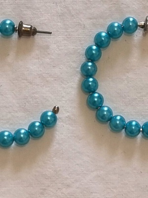 Earrings like new
