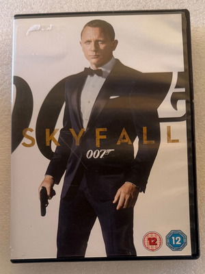 James Bond Skyfall DVD употребяван с английски субтитри