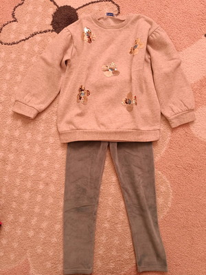 Mayoral set for 5 years old used with velour mint leggings and beige blouse with flowers and sequins
