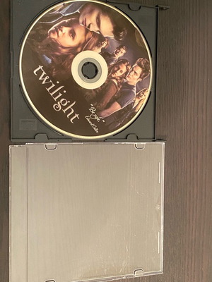 Twilight DVD used with subtitles, works