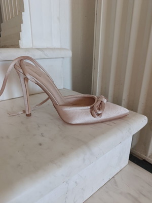 Pink women's shoes size 40 new