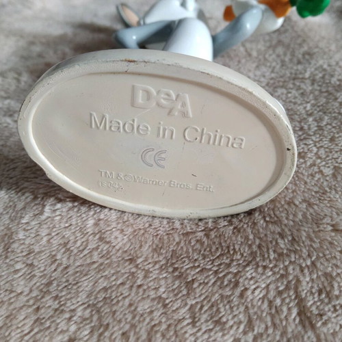 Bugs Bunny plastic decorative figure 15cm used from Deagostini