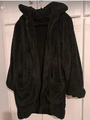 Coat made of synthetic fur new, black, one size