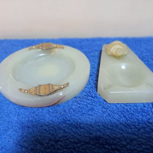 Agate stone decorative set used, brass details, two pieces