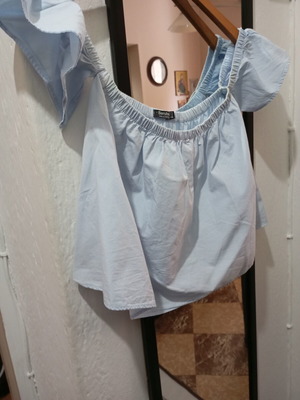 Bershka top size S like new, turquoise