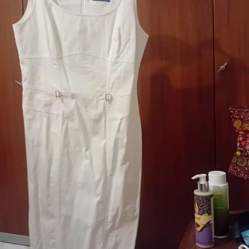 Dress like new, white, size L