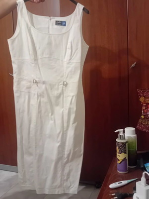 Dress like new, white, size L