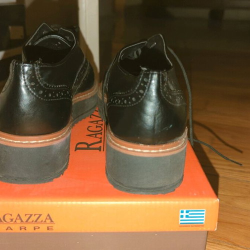 Estil leather shoes black with brown size 39 like new, Oxford style