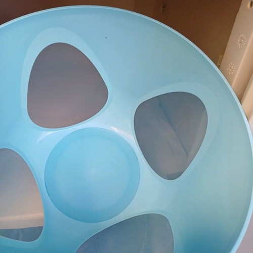 Tupperware bowl large new, intact 4.3L