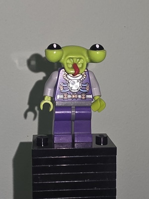 Lego CMF Series 3 Space Alien minifigure used