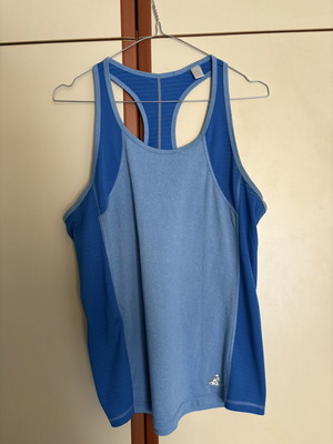 Adidas sleeveless shirt blue size L like new