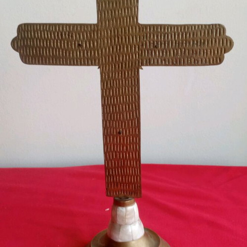 Brass tabletop cross like new with mother of pearl decorations