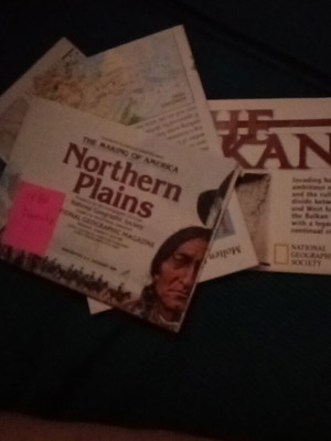 National Geographic maps set like new, pack of 4