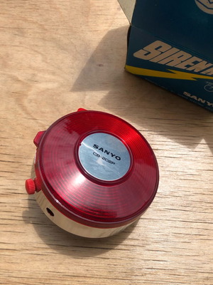 Sanyo bicycle siren Model CB - 202P new, made in Japan