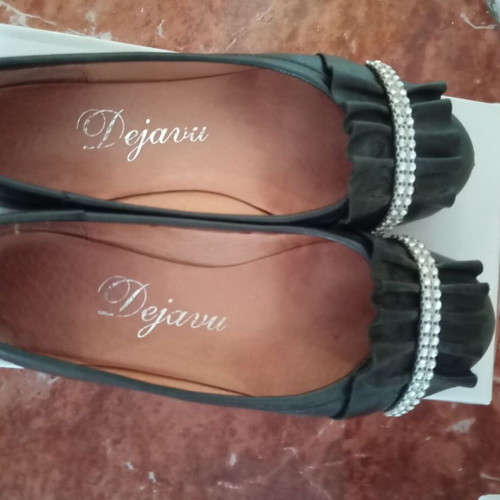 Black ballerina shoes with silver buckle like new, size 37