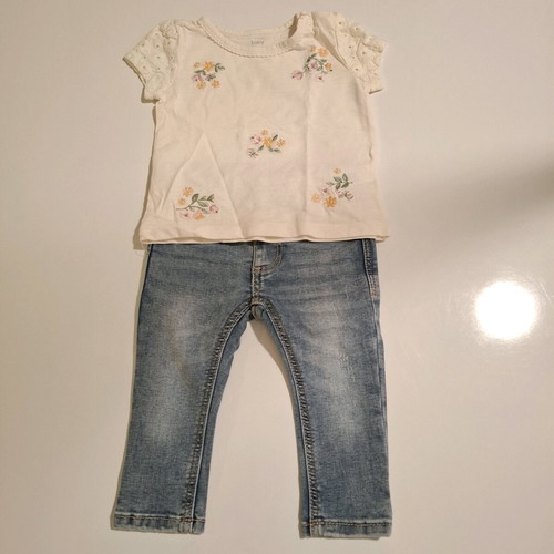 Baby girl set 6-9 months 74cm C&A lace t-shirt and Zara jeans new