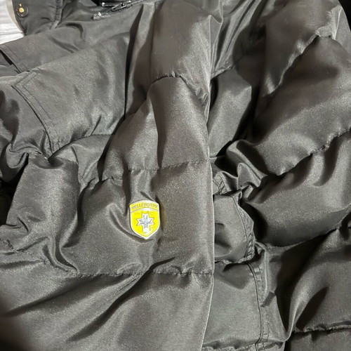 Wellensteyn Black Jacket Like New, Size Large