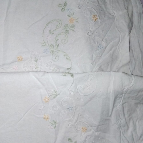 Double bed sheet with colorful embroidery, cotton