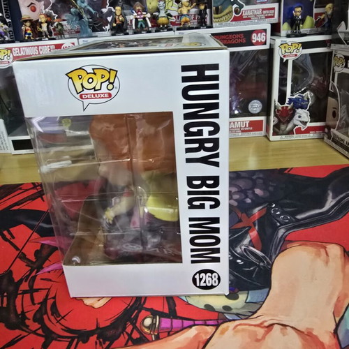 Funko Pop One Piece Deluxe Hungry Big Mom vinyl figure like new