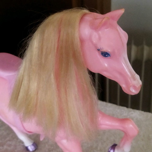 Pink Horse Barbie vintage Mattel in like new condition 27×30 cm