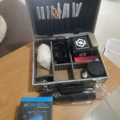 Tattoo machine set used with power supply