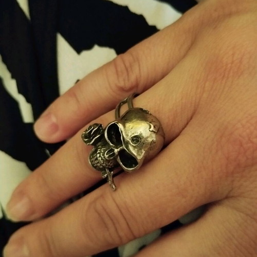 Ring with skull made of steel like new
