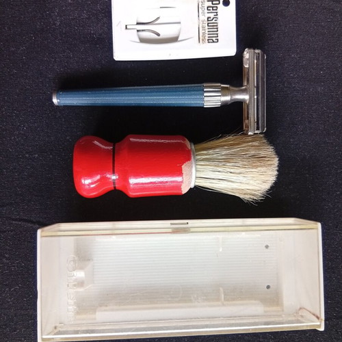 Gillette razor used with shaving brush and original case set
