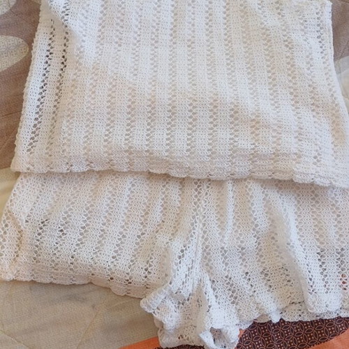 Zara knitted set with shorts and sleeveless top like new, white