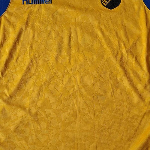 LB-1940 Football Shirt by Hummel like new, vintage design