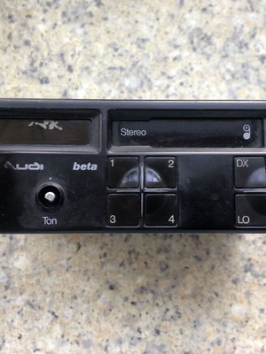 Audi Beta II vintage car radio cassette Philips