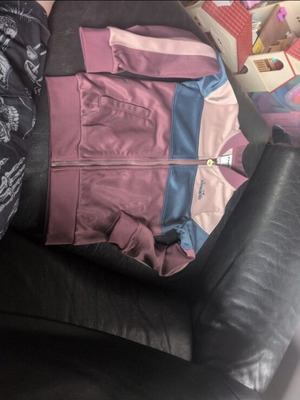Diadora vest size 116, like new, colorful