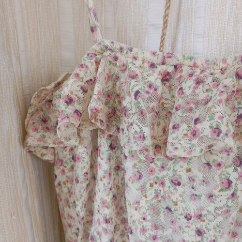 Bershka floral dress like new, size S, beige pink