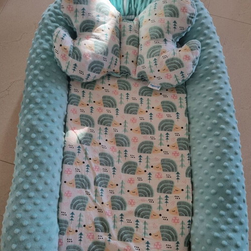 Sensillo Baby Nest with Pillow like new