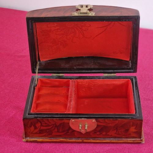 Wooden vintage jewelry box used, Chinese style with ring slots