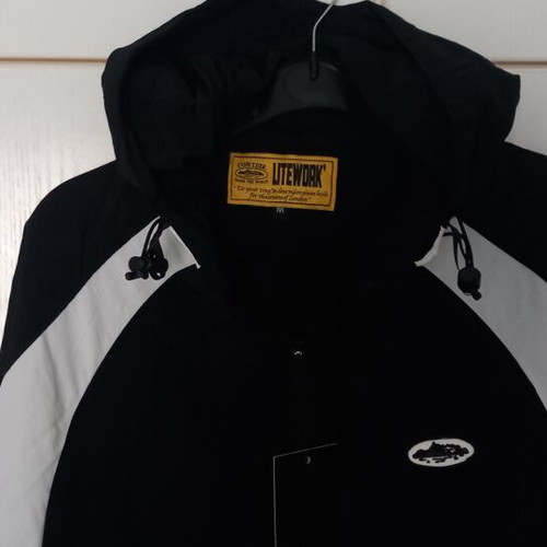 Corteiz Alcatraz windbreaker jacket black and white, size M