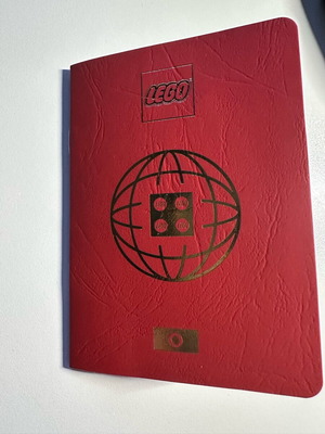 Lego official passport like new, 2024 London Leicester Square
