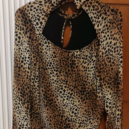 Leopard blouse like new, size S, black and brown