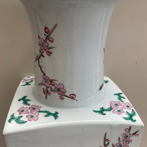 Porcelain Japanese antique vase handmade very large like new