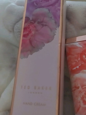 Ted Baker κρέμα χεριών 125 ml σαν καινούργιο