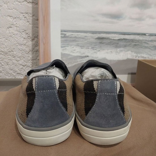 Burberry sneakers stone blue new, suede gray blue