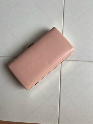 Pink envelope bag like new