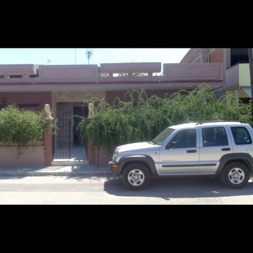 Jeep SUV μεταχειρισμένο, βενζίνη, αυτόματο, ασημί, facelift 2004 με 218 ίππους