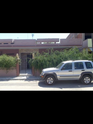 Jeep SUV μεταχειρισμένο, βενζίνη, αυτόματο, ασημί, facelift 2004 με 218 ίππους