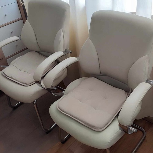 Leather chairs like new, 2 visitor and 1 executive